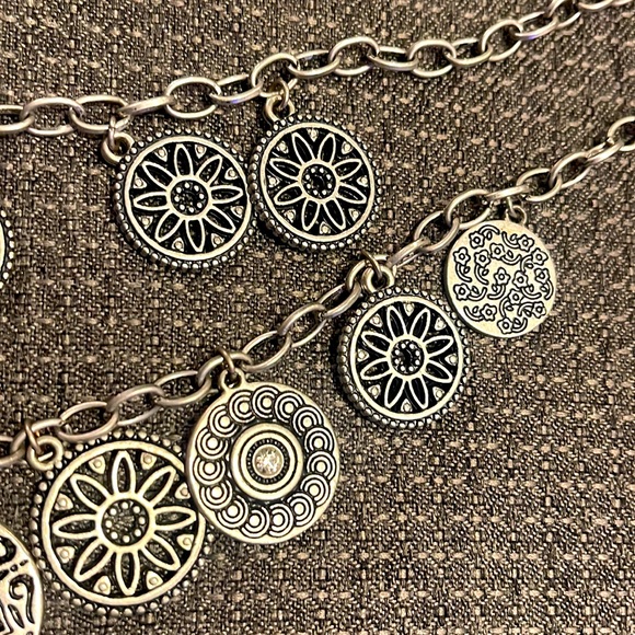 Silver Sparkle! CUTE - Picture 9 of 11